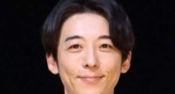 「結婚後も共演してくれるなんて‼」17歳下女優と電撃婚…高橋一生〝雰囲気激変〟姿に「こんな顔だったっけ⁉」「だいぶ違う」「ハマり役」の声