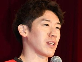 「こんな顔にもなるよ」男子バレー代表〝帰国3ショット〟に「めっちゃ悲しそう」「笑ってくれ。こっちは楽しかったんだ」励ましの声相次ぐ