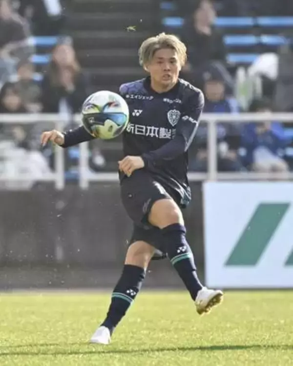 アビスパ福岡が先発7人入れ替え　3バック総替え　名古新太郎が2試合ぶりに復帰　敵地で26年ぶり勝利なるか【J1百年構想L・清水戦スタメン】