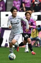 「自分がやっていくためにはどうしたらいいか考えた」MF奥野耕平、名門G大阪で磨いた走力【アビスパ福岡新戦力紹介⑦】