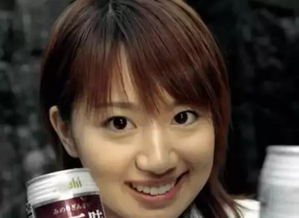 金メダリストとの結婚から18年…4児の母、東原亜希〝入学式コーデ〟に「4人のママとは思えない」「何年たっても変わらない」