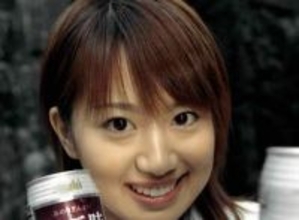 金メダリストとの結婚から18年…4児の母、東原亜希〝入学式コーデ〟に「4人のママとは思えない」「何年たっても変わらない」