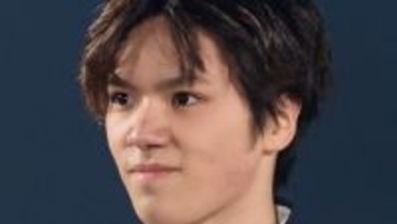 「そりゃあ肩凝るわ」宇野昌磨〝五輪メダルのグラム数〟公開に反響「ペットボトル1本分」「複数個かけたら相当重い」