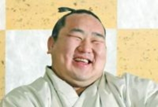 「やべえわ」元横綱朝青龍さん、ド派手ショットに反響続々「いたらやべえわ」「横綱！いい顔してますね！」