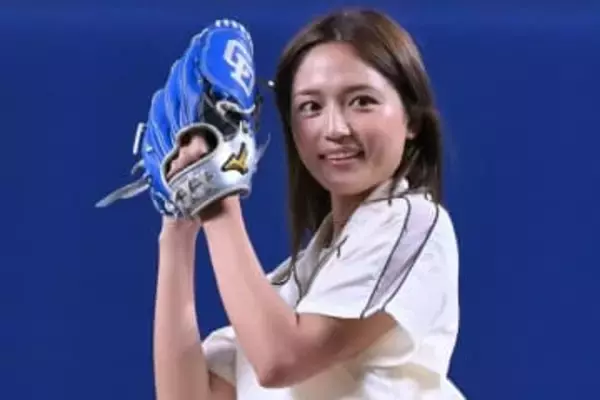 「つらいことがあったのに」「きっと天国で…」川口春奈、同郷女優と〝姉妹〟2ショットに反響…祖母や愛犬との別れ告白