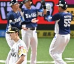 超強力打線は好調維持も…昨季は本拠地で14戦無敗を誇った大関友久がまさかの6失点KO…ソフトバンクが連勝ストップ