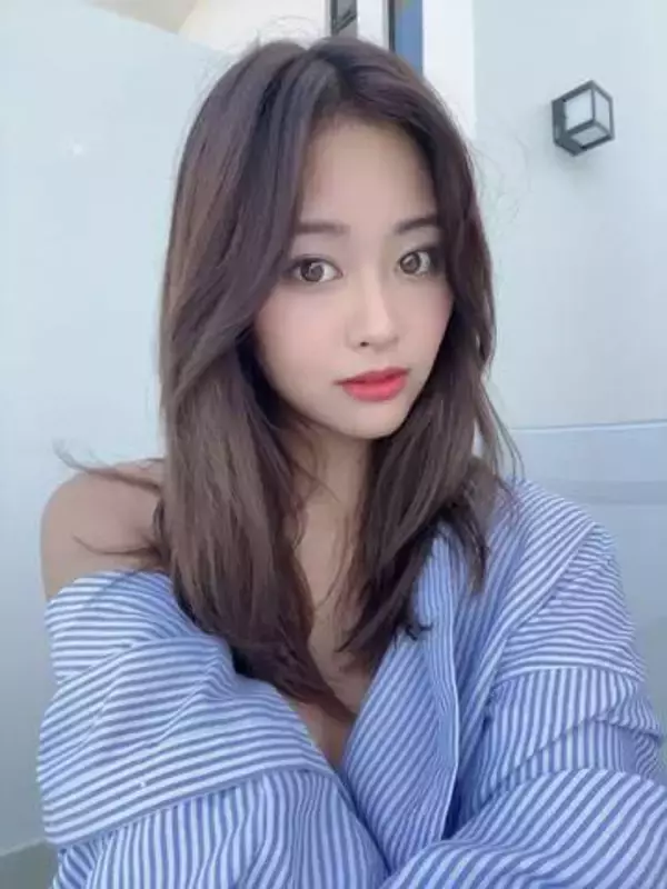 「助けてください」野球観戦中に〝煽り〟行為受け…スタンド応援マナーに「ガチ席以外は…」「まぁ仕方ない」鷹ファン・下村明香の投稿に反響