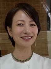 ワインボトル片手にしなだれ･･･元日テレアナ馬場典子〝仕上がってる〟姿に「お顔がセクシー」「トロンとした目が!」「ええの飲んでるやん」