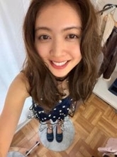 「王様のブランチ」リポーター〝雰囲気がらり〟松元絵里花が大人キャミワンピショット「息を呑む程…」「目線に倒れそう」