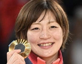「誰だよ！って思ったら…」引退から3カ月…柔道金メダリスト角田夏実さん〝驚きの転身〟姿に「穏やかな顔で素敵…」「ヒモの締め方が柔道っぽい」「地域貢献の思いが素晴らしい」の声