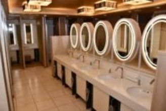 どうやって使うの？〝ホテルのドライヤー〟と格闘する赤井秀和の妻投稿に反響「初見では無理」「私も最初引っ張った」「最悪この形のままでも使えなくない」