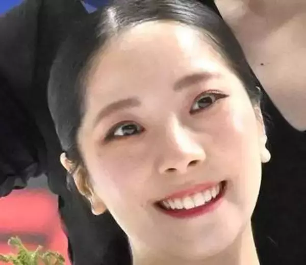 「これを氷の上でやってたの!?」りくりゅうペア〝金メダル級のファンサービス〟ショットに感動「信じられない高さ」