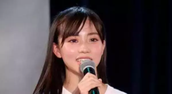 「まさかの…」〝マリオトレイン〟に大興奮〝秒撮ショット〟のHKT48栗山梨奈に「さすが持ってる」「顔真似かわいすぎ」