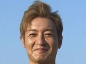 「おおお～ッ」「大大大歓迎されてますね」つるの剛士〝無数の野生のイルカ〟に囲まれる神動画に反響「まるで映画」