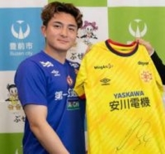 「最終戦の悔しさを忘れず」J3ギラヴァンツ北九州、J2復帰へ補強着々　MF吉長真優が完全移籍　J1柏からMF熊澤和希も加入