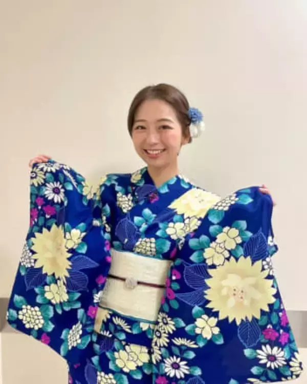 「たまらんわ」〝川遊び〟ショット！フジ小室瑛莉子アナに「寒そう」「ファンキーですね」の声