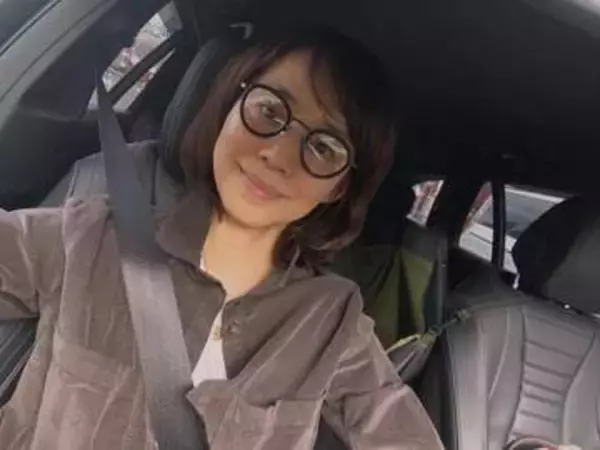 「しなやか過ぎる」石田ゆり子〝56歳の大開脚〟が話題「もう少しでペタン！ですね」「その歳でやれるってすげェ〜」