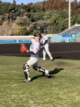 「やるとなったら必死に」　ソフトバンク栗原陵矢、捕手再挑戦へ　小久保裕紀監督の打診を受け　1軍では2021年が最後の出場