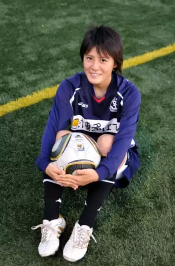 「ビビった！」「知らない間に…」女子サッカー猶本光〝32歳の誕生日〟写真に「永遠に史上最高」「やばい」の声