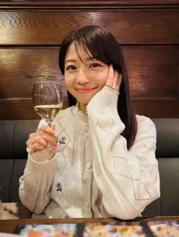 「凄過ぎて二度見」中村静香も「おっきい～！」と歓喜〝大物持ち上げ〟ショットに衝撃「思った以上でビックリ」「優勝力士が持つサイズ」