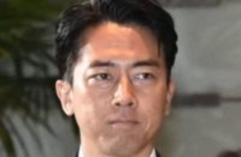 「こういうのでいいんだよ」小泉進次郎防衛相〝自衛隊カレー〟ショットが話題「学食のカレーライス」「なぜご飯に牛乳なんだろ？」「右ご飯派なのかな」