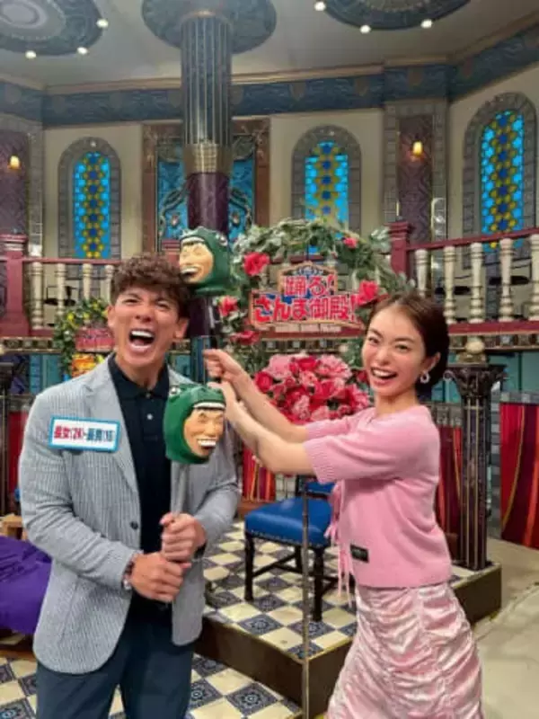 父は元メジャーリーガー…25歳女優〝激変ビジュ〟ショットに「シックな装い綺麗」「鎖骨が…いい感じ」