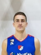 「全力を尽くすことが待ちきれません」ライジングゼファー福岡が課題のインサイドを補強　ドイツ出身のティム・シュナイダーを獲得