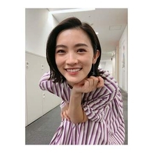 難病患う10歳の娘から星野真里へ〝1番の祝い〟…誕生日ショットに「素晴らしい家族愛」「なんて素敵な娘さん」の声