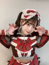 「見えちゃわない?」〝父親の海パン〟履く24歳アイドル...水着ショット投稿に「ちょっとぶかぶかだね」「めっちゃ素敵な推しですよ」の声