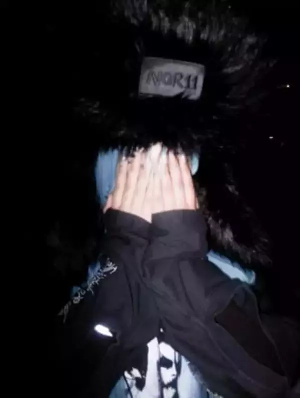 「大丈夫？」カニエ・ウェスト12歳長女〝両手にピアス〟衝撃ショットに賛否「自分の体を傷つけるには若すぎる」「世界で一番クールな12歳」