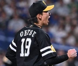 「こっちが緊張しますし…」「完全試合とか気づいていなく」　近づく偉業に三遊間の〝温度差〟　ソフトバンク大津亮介の快投の裏で守備陣も戦い