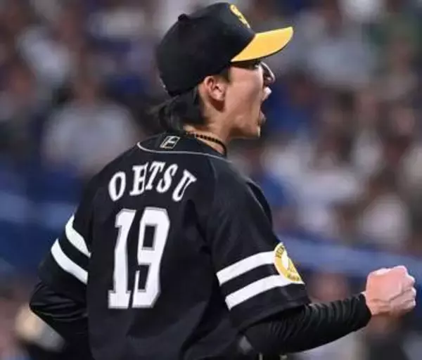 「こっちが緊張しますし…」「完全試合とか気づいていなく」　近づく偉業に三遊間の〝温度差〟　ソフトバンク大津亮介の快投の裏で守備陣も戦い