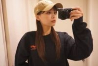 「背中寒くなかったか!?」パックリ開いた大胆ショット、元日向坂46濱岸ひよりの近影が話題「背中守らせてくれー」「最強なのだ」