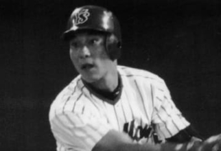 「駅のホームでばったり」元ヤクルト〝エース〟が〝ブンブン丸〟池山隆寛監督とまさかの2ショット「うわーー凄い」「えーそんな偶然って」