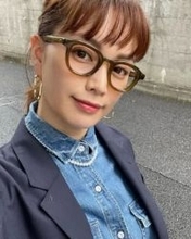 エビちゃんが天井から吊るされグルグル…〝驚異の回転トレ〟笑顔の蛯原友里に「さすが」「三半規管強いんだねー」の声