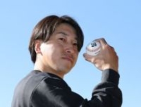 上下で1万円以下、スーツ姿の侍ジャパンメンバーが話題「商社マンみたいだね」「営業部長フェイス」