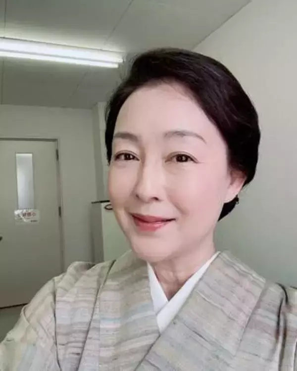 「絶世の貴婦人」「レベル高すぎ」ゴージャス車と2ショットの床嶋佳子に反響続々「ちょっと危険な香りが…」