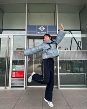 「旦那さん嫉妬するんじゃ…」岡田准一が後輩の妻を「最高の妻でした」と大絶賛…出産経た31歳〝人妻女優〟最新姿に「いつもと雰囲気違う」「びっくり」の声　夫婦役で共演映画解禁写真に反響