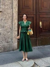 ワイン片手、腰を抱き寄せ…中村江里子、フランス人夫と〝熱々2ショット〟に「なんて！素敵な」「いつまでもラブラブラブラブですね〜」