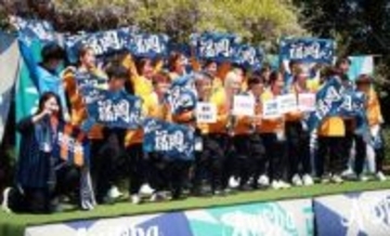 「ハードワークと全員で戦いにいく姿勢に注目してください」　サッカー女子の福岡J・アンクラス、ホームでの12日開幕戦をPR