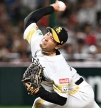 ソフトバンク尾形崇斗が来季から先発転向へ　「スターターの猛者と投げ合って学びたい」　倉野コーチ「長いイニングを投げられるに越したことはない」