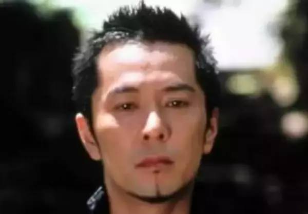 ツアーで遭遇〝びっくり2ショット〟の徳永英明…雰囲気ガラリのプライベート姿にも反響「え誰？」「一体、なぜ!?って不思議いっぱい」の声