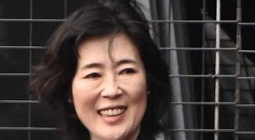 「羨ましい」寺島しのぶ・中2愛息と〝2ショット対決〟公開「ママそっくり」「まほろくんが撮影かな？上手」「お母さん撮影バージョンも好きだなぁ」の声