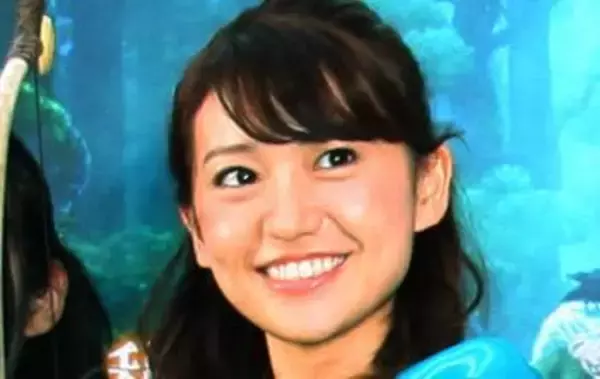 「37歳なの!?」年下俳優と電撃婚、2児の母となった〝AKB伝説メンバー〟の〝ステージへ復活〟姿に「久々に見たら…」「ショートヘア似合う」反響続々