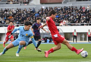 「自分のせいで負けたと思っている」後半ATに同点弾浴びPK負けの東福岡　背番号「9」の点取り屋が口にする矜持【全国高校サッカー選手権】