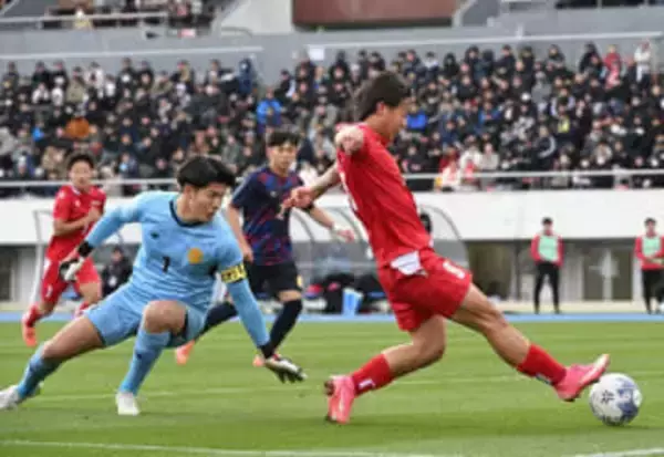 「自分のせいで負けたと思っている」後半ATに同点弾浴びPK負けの東福岡　背番号「9」の点取り屋が口にする矜持【全国高校サッカー選手権】