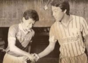 「元気になって！それが一番の願い」〝ミスターマリノス〟木村和司さん、弟子との再会ショットにファン感動「スーパースターの復活を待ってます」「永遠のアイドル!」