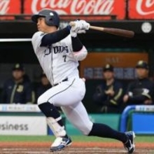 「チームにいい影響を及ぼせるように」　西武の桑原将志が移籍初打点　オリックス宮城大弥から「ガッツマン」が先制二塁打