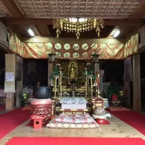 「心霊写真が写っており誠に申し訳ございません」京都の古寺が突如Xで謝罪！悲痛報告写真に「お寺だから居ても不思議ではないです」「小さなお手々でかわいい」の声