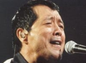 「矢沢永吉の娘さん⁈」40歳長女は歌手！〝同じ境遇〟大物ロッカー娘と笑顔で…「お父上のセーターお似合い」「偉大なる父を持つ娘さんたち」矢沢洋子の投稿が話題